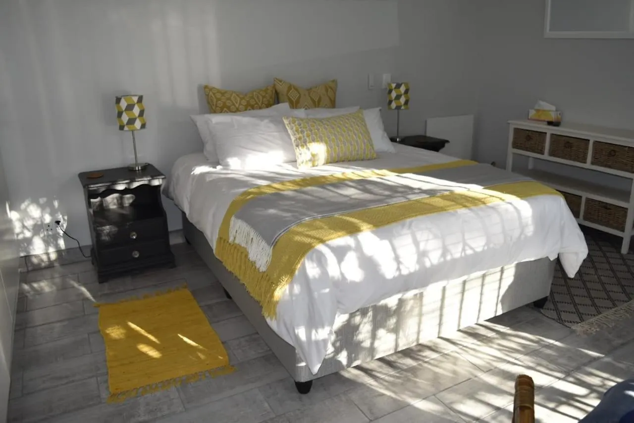 Sunflower & Moonflower Apartment Cape Town